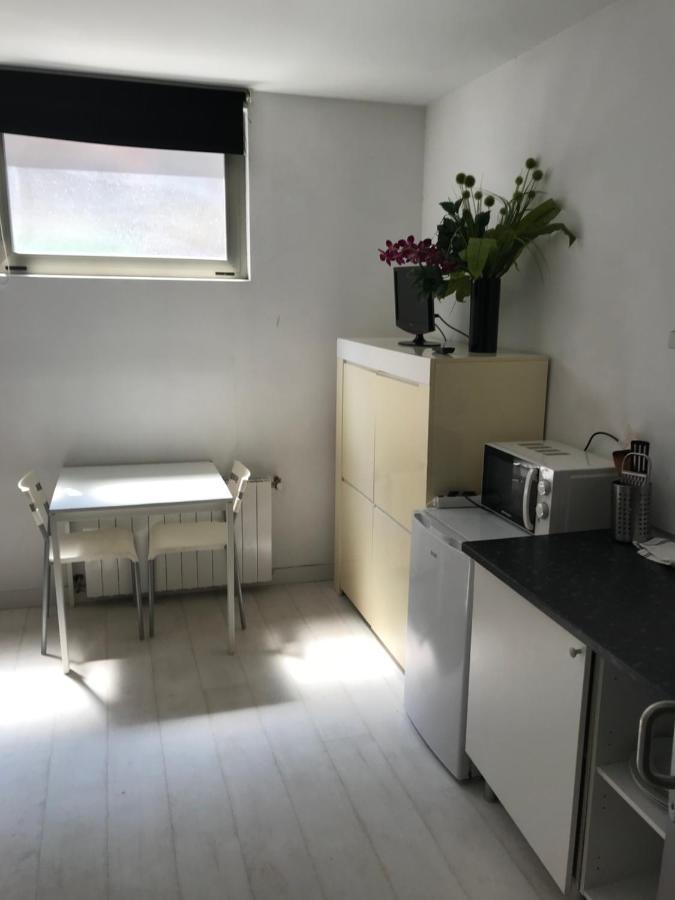 Room And Kitchen Bilbao Exterior photo