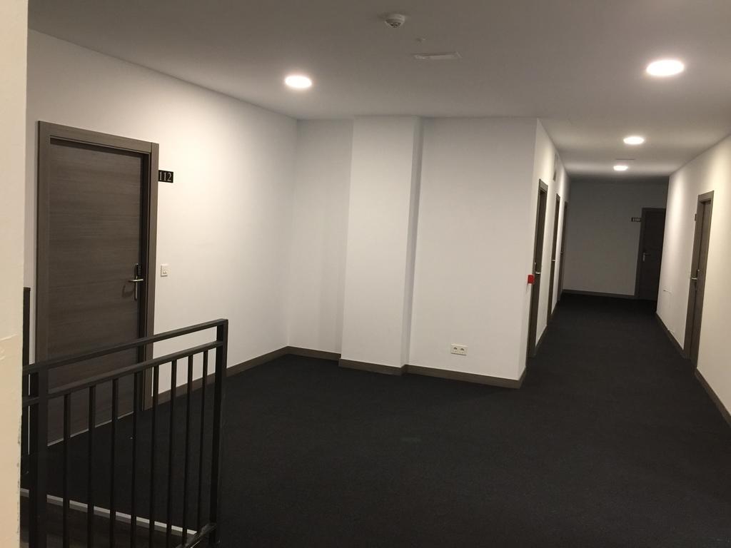 Room And Kitchen Bilbao Exterior photo