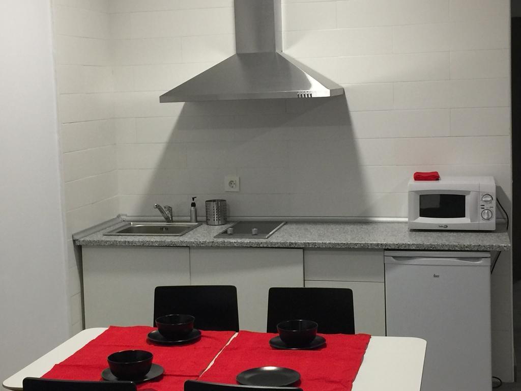 Room And Kitchen Bilbao Exterior photo