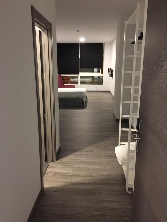 Room And Kitchen Bilbao Exterior photo