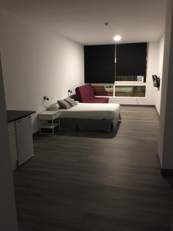 Room And Kitchen Bilbao Exterior photo